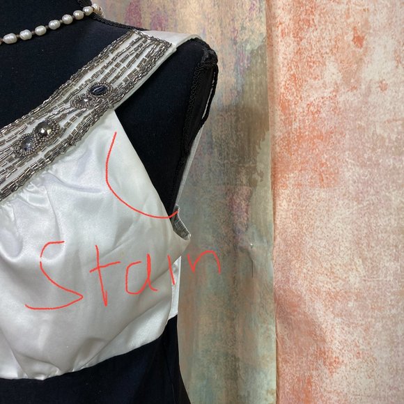 📌Trixxi Form Fitted Cocktail - Party - Homecoming Dress w/ Rich Beaded Neckline - Picture 13 of 13